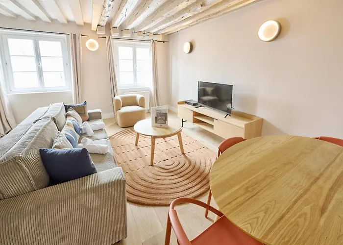 42.Typical Parisian Flat#4Pers#Le Marais#Beaubourg