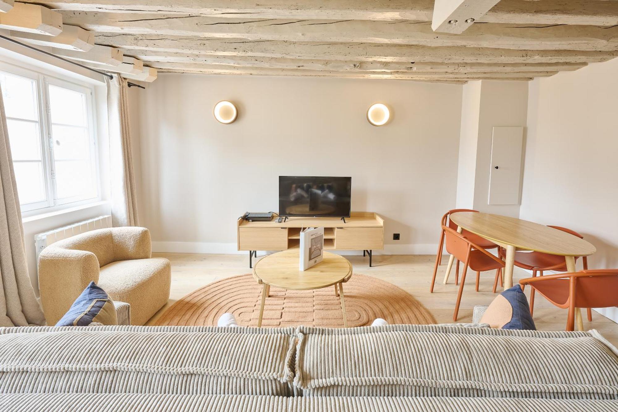 42.typical Parisian Flat#4pers#le Marais#beaubourg